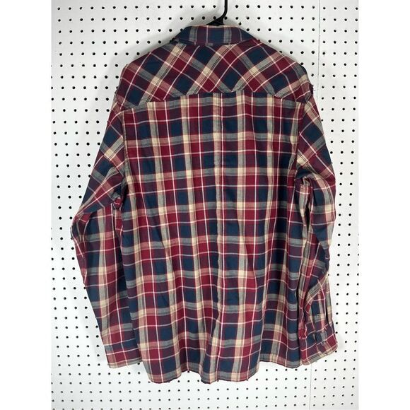 Wrangler ATG button down shirt - Picture 2 of 7